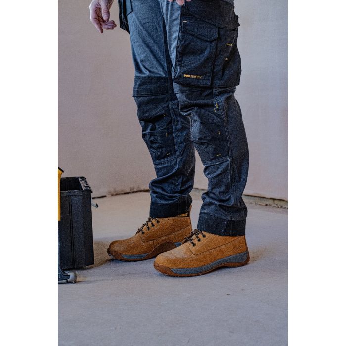 DeWalt Apprentice — Wheat Nubuck Safety Hiker