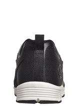 Apache Vault — Black Lightweight Sports Trainer — Vault 