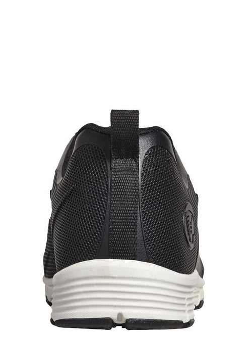 Apache Vault — Black Lightweight Sports Trainer — Vault 