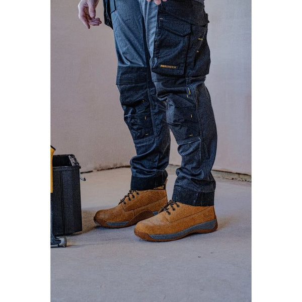 DeWalt Apprentice — Wheat Nubuck Safety Hiker